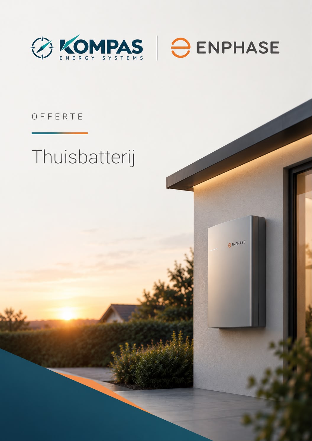Conceptbeeld van een thuisbatterij aan een woning in warm avondlicht, uit de Kompas-offertekaft